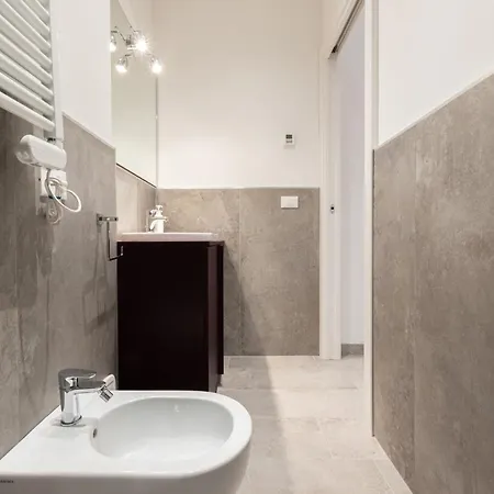 Goito 3, By Short Holidays Apartament *