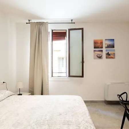 Goito 3, By Short Holidays * Bologna